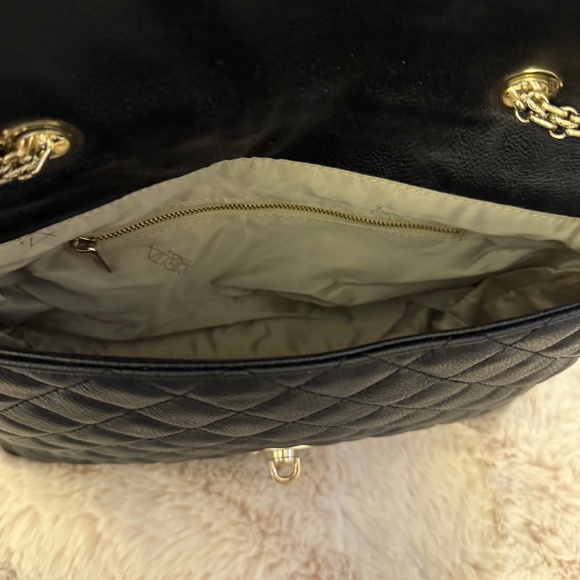 Amrita Singh Classic Flap with Champagne Gold Hardware - Picture 8 of 9